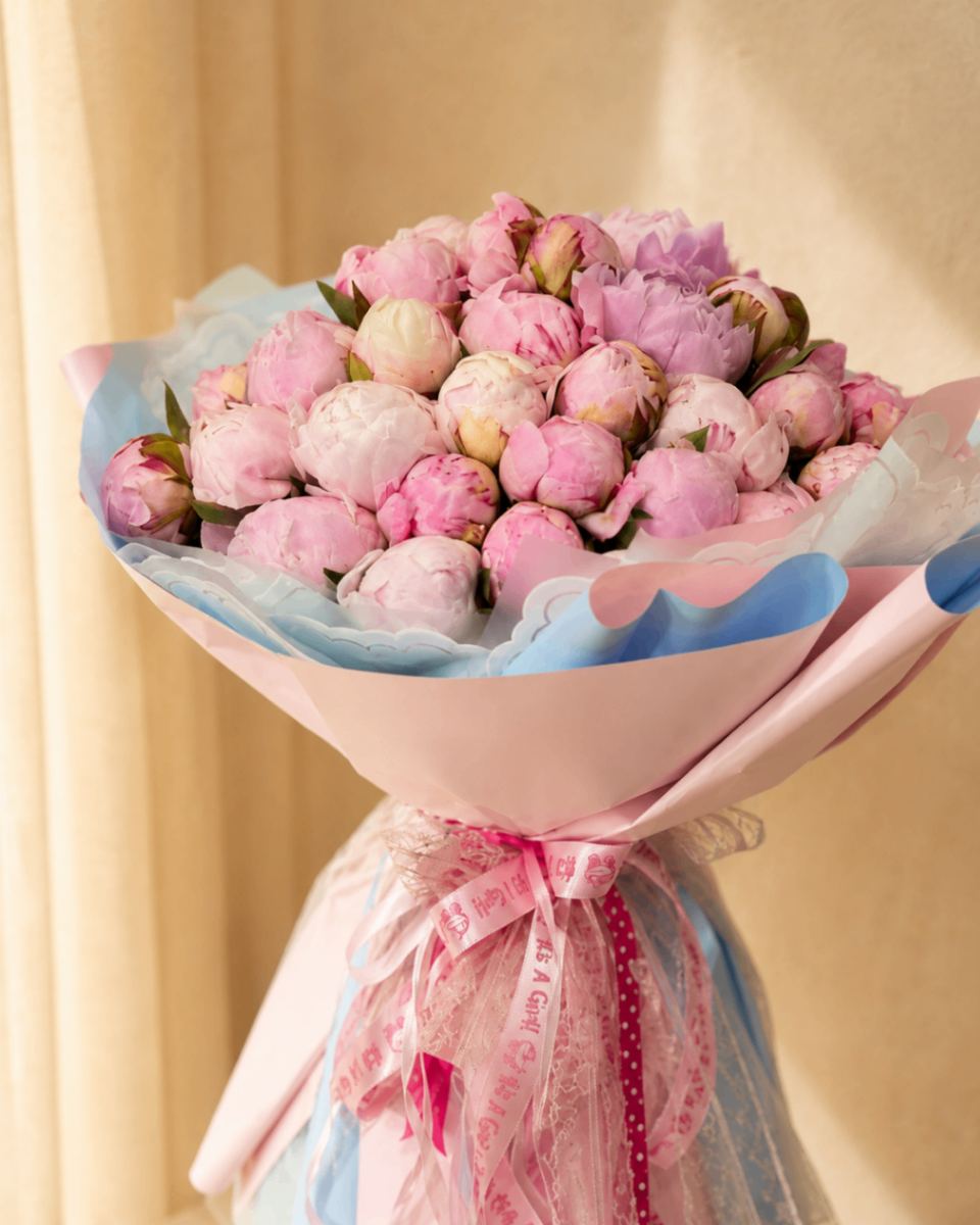 Petite Rose – Buchet cu bujori pentru nou-născut - imagine 2