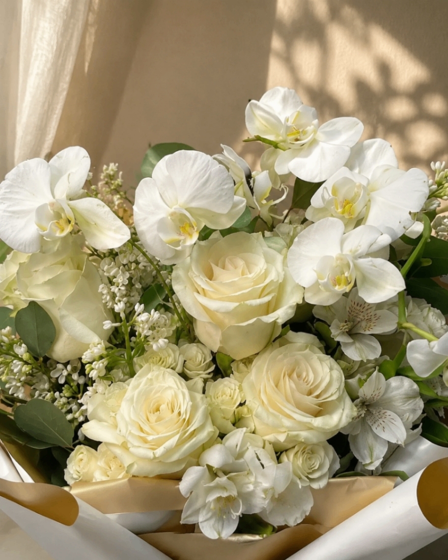 Bianca Aurea – Buchet Luxury cu orhidee - imagine 2