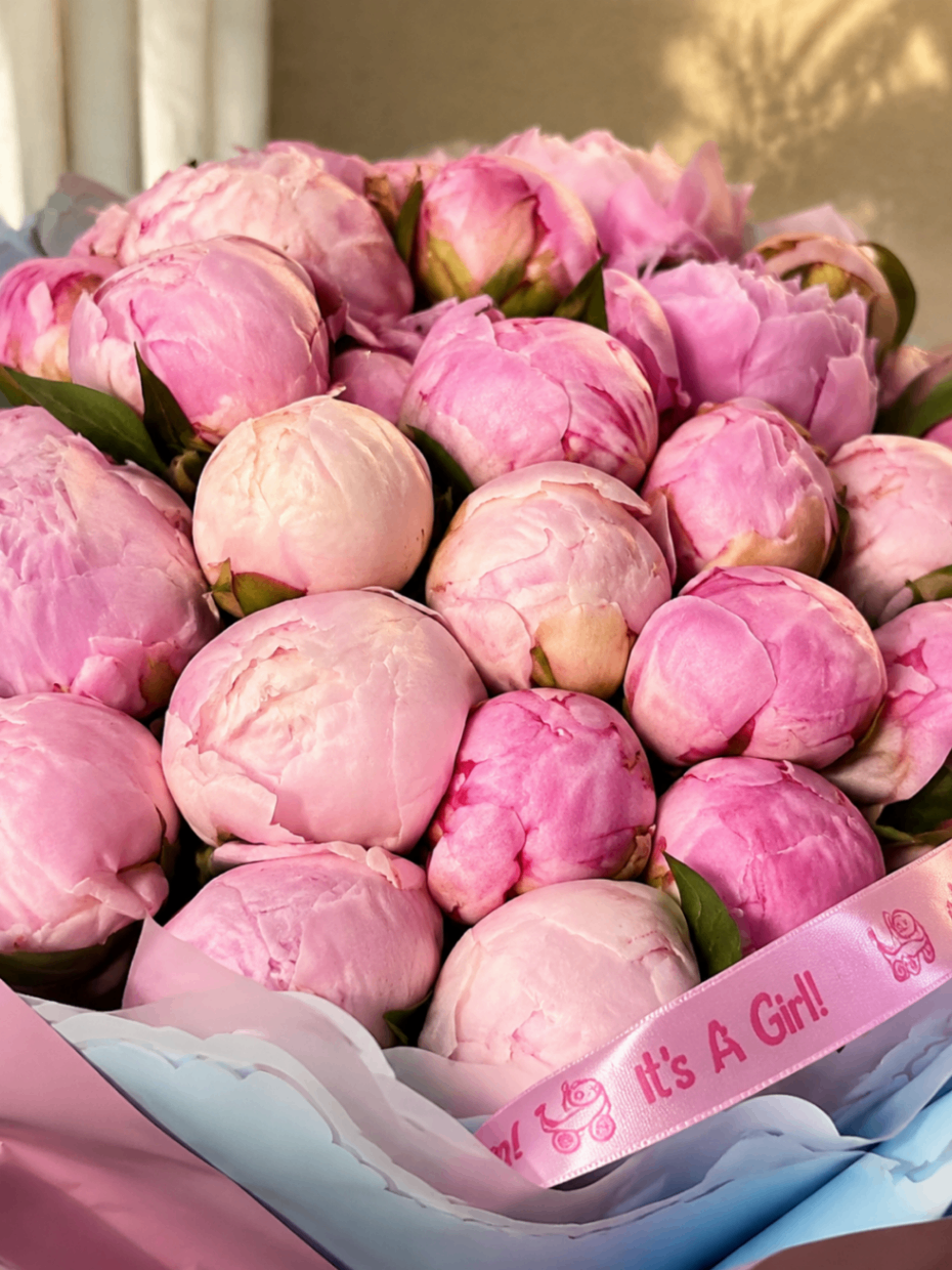 Bienvenue Rose – Buchet cu bujori pentru nou-născut - imagine 2