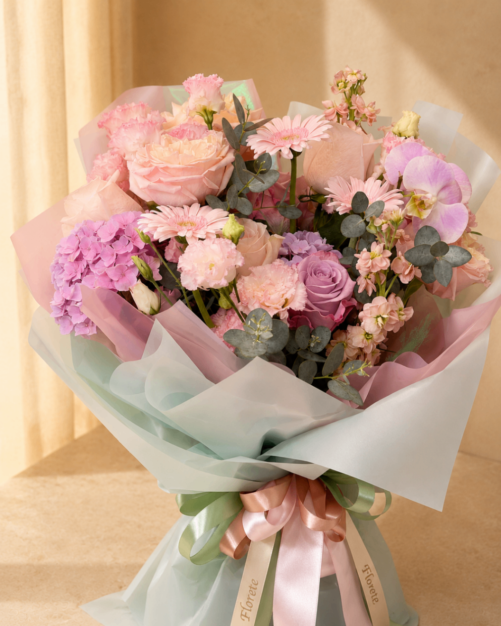 Sage Blush – Buchet pastel cu hortensie - imagine 2