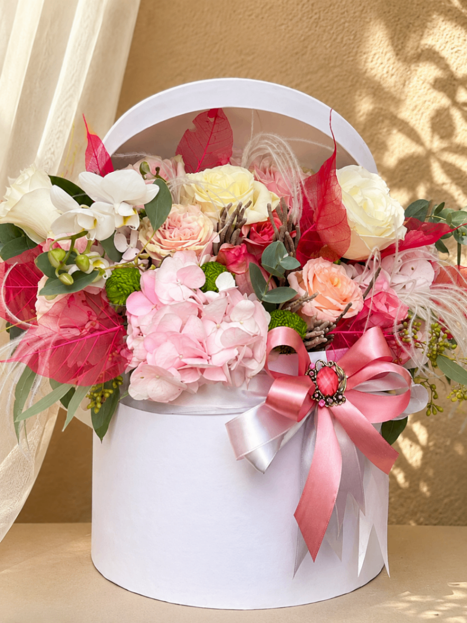 Rosé Plume – Aranjament floral în cutie - imagine 2